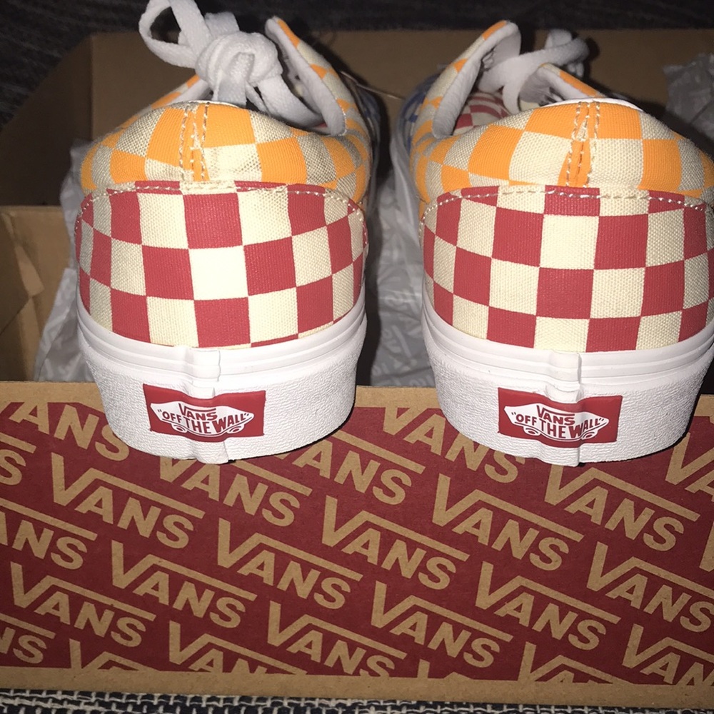 New Vans Size 9 Multicolor checker board🥰 - Picture 7 of 8